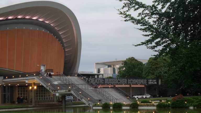 Kongreßhalle bzw. Kongresshalle im Tiergarten an der Spree, später umbenannt