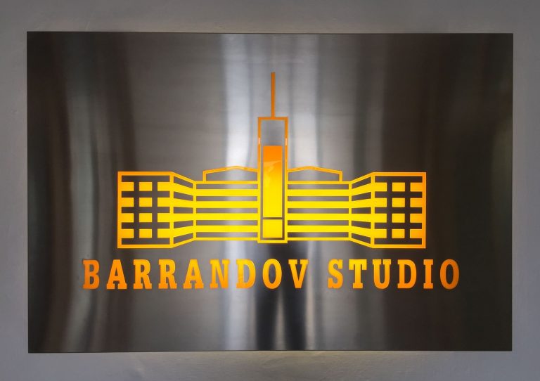 Drei Haselnüsse aus Barrandov, ein Stück von Václav Havel