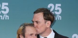 Der Ernst-Lubitsch-Preis 2019 vom Club der Filmjournalisten Berlin geht an Lars Eidinger und Bjarne Mädel Lars Eidinger und Bjarne Mädel.