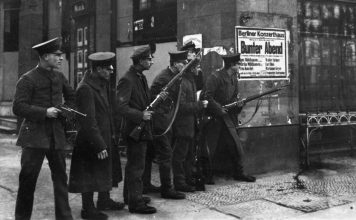Politik und Paraden, Party und Plebs im Revolutionswinter 1918/19