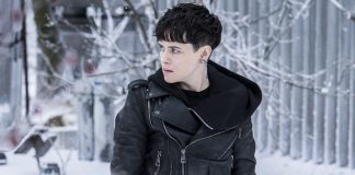 Claire Foy, das Mädchen im Spinnennetz, hackt, fährt und schießt sich durch den Film „Verschwörung“ von Fede Alvarez