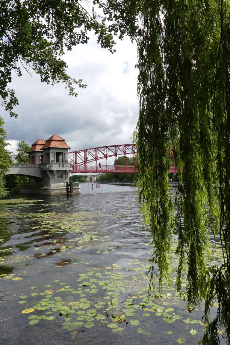 Auf der Suche nach der „Blauen Blume“ – Auf Ostsee, Oder und Havel – Flussgenuss mit kulturellem Tiefgang