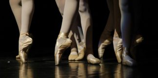 Neues aus dem Spucknapf der Migranten-Metropole Berlin oder Das Staatsballett Berlin tanzt in die Saison 2023/24