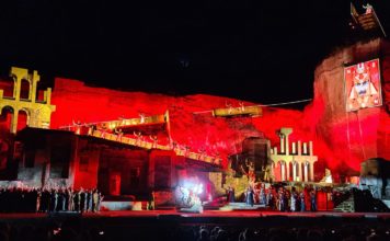 Oper am Abgrund – „Nabucco” im Steinbruch Sankt Margarethen