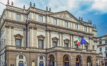 Der Dokumentarfilm „Paolo Conte alla Scala: il maestro è nell’anima“