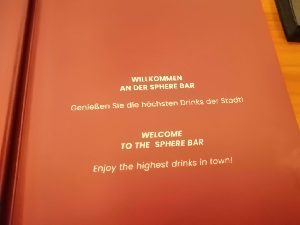 Karte der Sphere Bar, benannt nach der Kugel im höchsten Turm in Berlin-Mitte in 203 Meter Höhe, 2024 Andreas Hagemoser