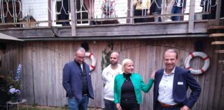 Games-Branche auf gutem Weg. Berlin plant House of Games, damit Unternehmen Synergieeffekte nutzen können Games-Branche Medianet Meeting oder Jahrestreffen im Bootshaus Berlin 12. September 2024 mit Jeannine Koch und Lothar Sattler und Hendrik Ruhe.