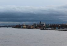 Glosse: Und noch ein Hinweis auf ein „Grenzenlos Kultur“ genanntes Theaterfestival in Mainz oder Es waren einmal sechs Mülltrenner