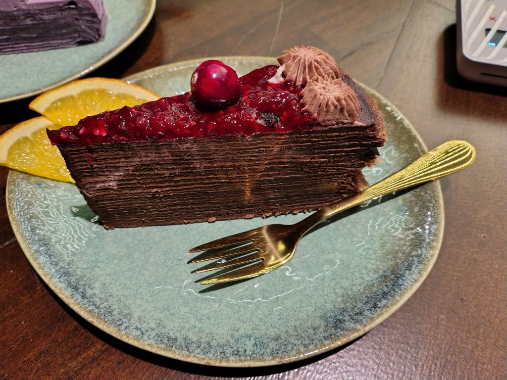 Beispiel für das Kuchenangebot in neuen Veranstaltungsort Café Flower Invavu. Ästhetik pur,