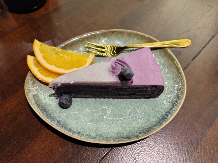 Beispiel für das Kuchenangebot im neuen Veranstaltungsort Café Flower Invavu. Ästhetik in ungewöhnlicher Qualität.