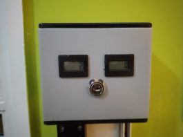 Das Gesicht der Technik – kein Gesicht Das Gesicht der Technik. Eine Photographie. Kunst und Abbild der Realität. Illustration zu einem Gedicht.