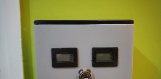 Das Gesicht der Technik – kein Gesicht Das Gesicht der Technik. Eine Photographie. Kunst und Abbild der Realität. Illustration zu einem Gedicht.