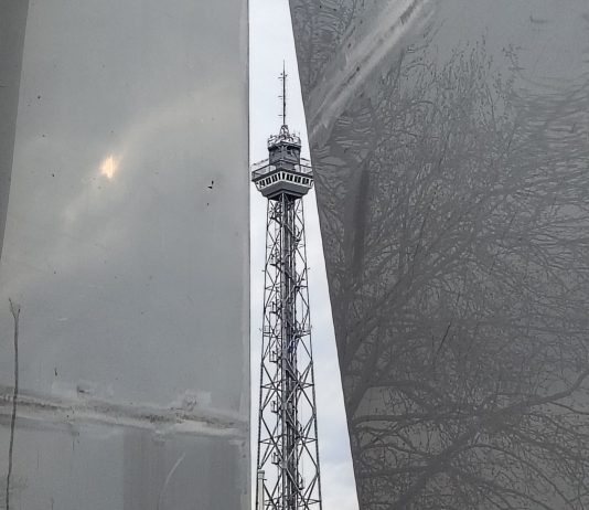 Funkturm feiert 100 Jahre – What the Funk? Serie Funkturm 100 (1/2) 100 Jahre Funkturm auf dem Messegelände in Berlin-Charlottenburg, gefeiert unter der Devise What the Funk?