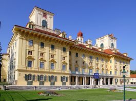 Von Haydn bis Tschaikowsky in einem Barockjuwel – Ein Konzert der Berliner Philharmoniker im Haydnsaal im Schloß Esterházy