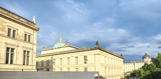 Foto des Tages: „Blick von der Terrasse der James-Simon-Galerie auf die Berliner Museumsinsel“