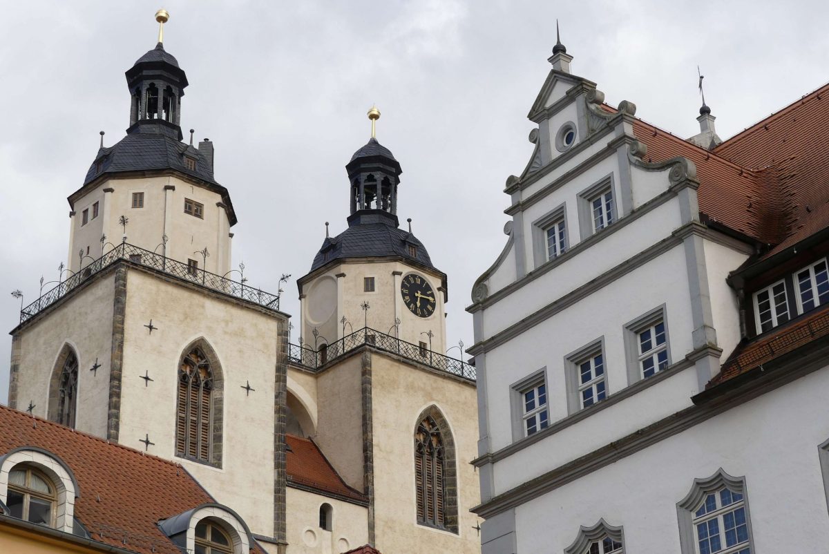 Türme der Wittenberger Stadtkirche.